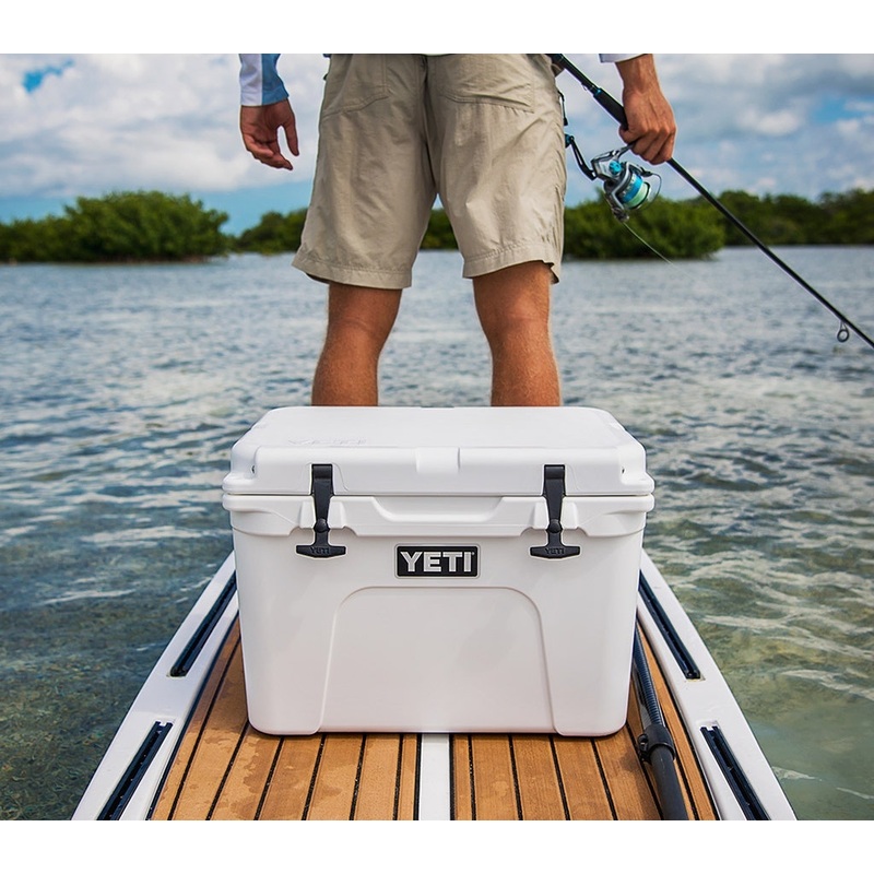 YETI Tundra 35 Hard Cooler|Tundra 35 White|Tundra 35 Tan|Tundra 35 Charcoal|Tundra 35 Navy|Rescue Red