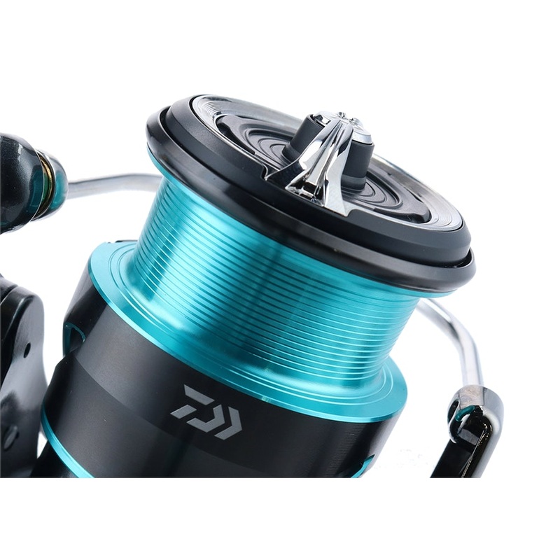 Daiwa 21 EMERALDAS AIR FC LT Spin Fishing Reels