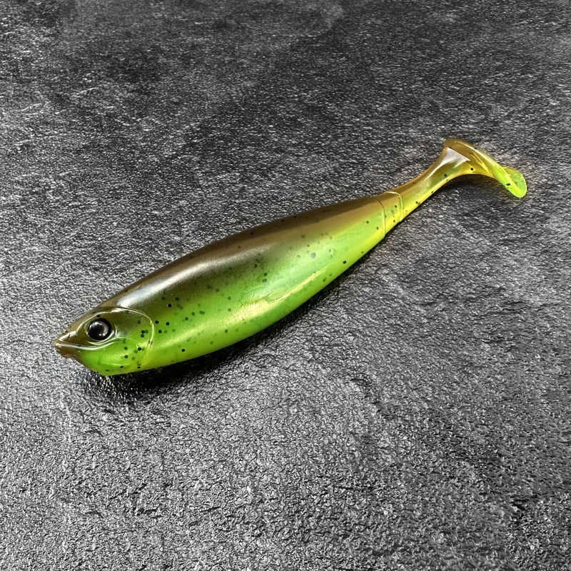 DIGITAL SQUAD DOZ SHAD 4|Fire Green Pumpkin|Neutral Cream|Half Ayu