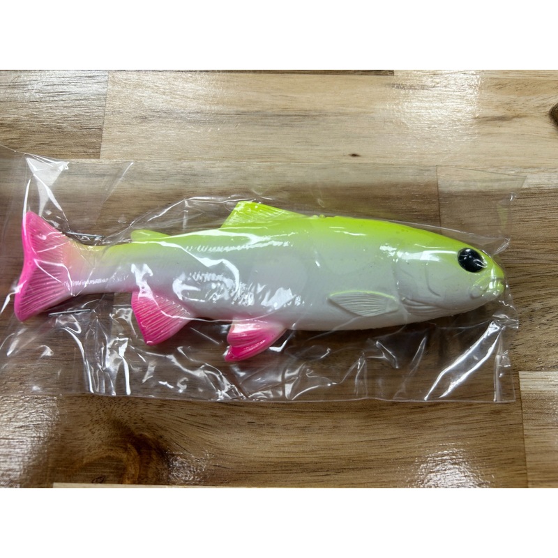 HUDDLESTON DELUXE 6 HOLLOW BODY SWIMBAIT