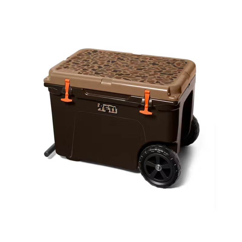 YETI Tundra Haul Wheeled Cooler Wetlands Camo
