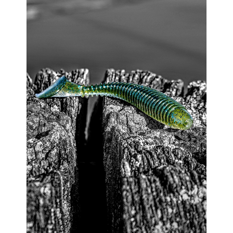 Magic Swim 4.75|Albino Shad|Baby Bass|Pearl Shiner|Pro Blue Red|Silver Shiner|Sunfish