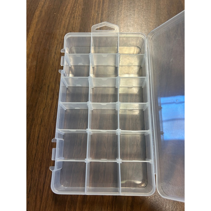 Clear Utility Box 8x 4-1/2 x 1-1/4 adjustable dividers