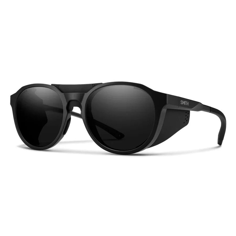 Smith Venture Matte Black With Chromapop Polarised Black Glass Lens