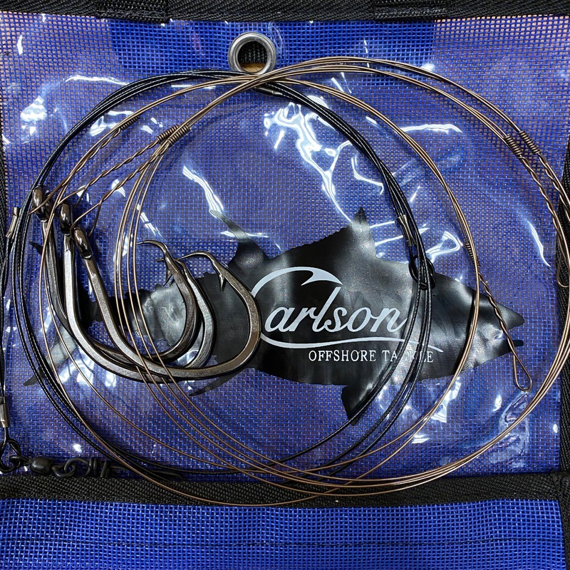 Carlson – Rigged Shark Hooks with Bag