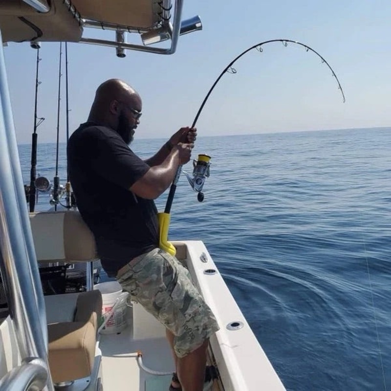 Tsunami – Carbon Shield II Blue Water Spinning Rod