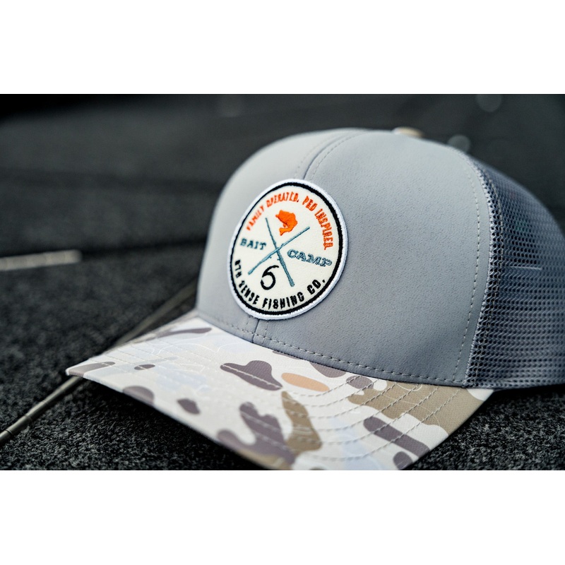 The WaterWood – Baitcamp|Gray-Retro-RanchDust