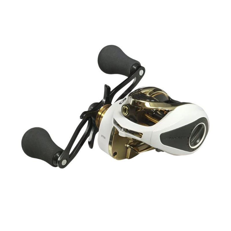 Favorite SLSW6XR Soleus XCS Casting Reel 7.3:1 Right Handed White/Gold